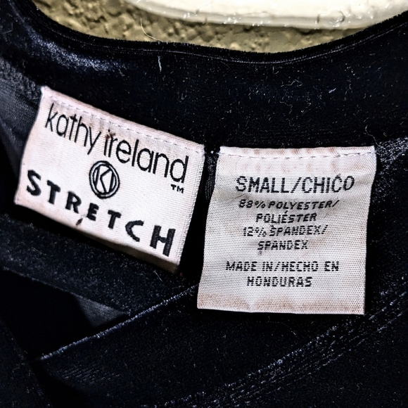 Stretchy Kathy Ireland Vintage Black Velvet Tank with Faux Wrap Neckline Detail - Picture 7 of 7
